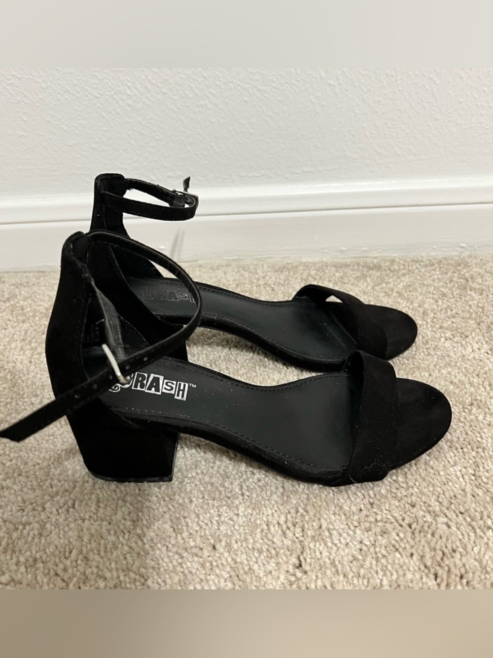 Black Suede Ankle-Strap Block Heel Sandals/heels